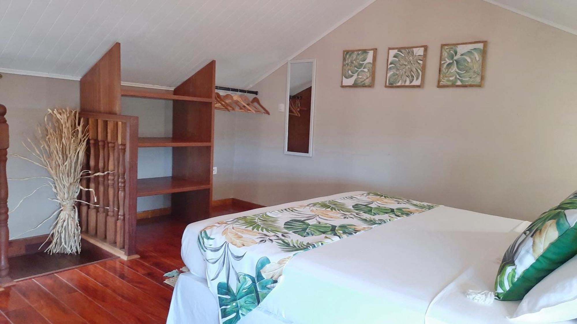 Le Quelea Une Case Creole De Charme Classee 4 Etoiles Y Etre C'Est Y Etre Bien Entre-Deux Exterior photo